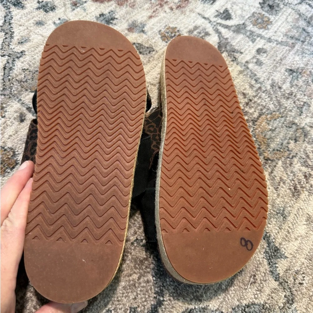 TOM’s Leopard Print Black Women's Sandals Size 9